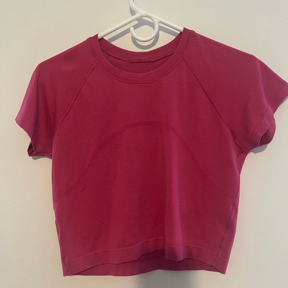 lululemon athletica Tops - Lululemon Athletica Red Fitted Crop T-Shirt